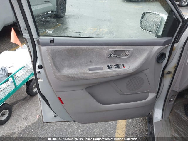 Продажа на аукционе авто 2002 Honda Odyssey Ex, vin: 2HKRL18622H012279, номер лота: 40090975