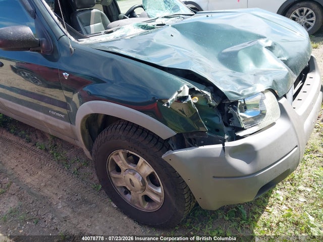 40078778 :رقم المزاد ، 1FMYU04122KC35819 vin ، 2002 Ford Escape Xlt مزاد بيع