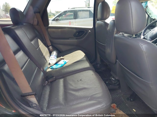 40078778 :رقم المزاد ، 1FMYU04122KC35819 vin ، 2002 Ford Escape Xlt مزاد بيع