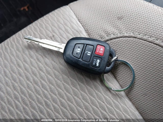 2014 Toyota Corolla Eco/eco Plus/eco Premium მანქანა იყიდება აუქციონზე, vin: 2T1BPRHE6EC044283, აუქციონის ნომერი: 40090994