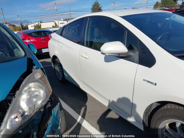 Toyota Prius 2016 JTDKBRFU3G3006272 Image 13