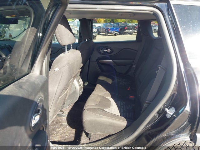 Продажа на аукционе авто 2019 Jeep Cherokee North, vin: 1C4PJMCNXKD152938, номер лота: 40091038