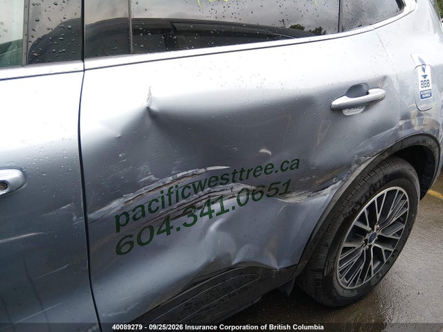 Продажа на аукционе авто 2022 Ford Escape Titanium, vin: 1FMCU0LZXNUB05832, номер лота: 40089279