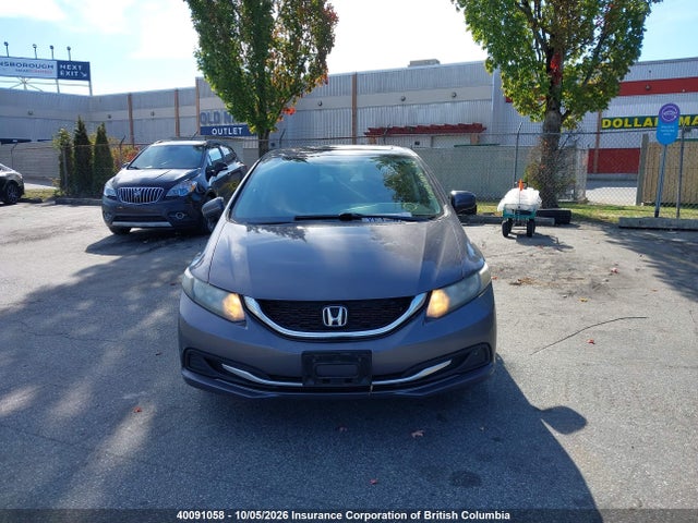 Продажа на аукционе авто 2015 Honda Civic, vin: 2HGFB2F59FH031627, номер лота: 40091058