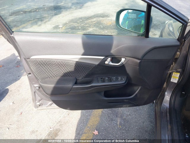 Продажа на аукционе авто 2015 Honda Civic, vin: 2HGFB2F59FH031627, номер лота: 40091058