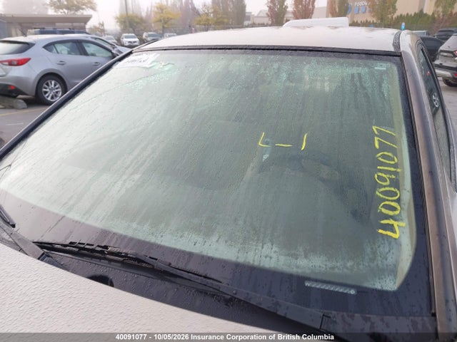 40091077 :رقم المزاد ، 2HGES16634H933427 vin ، 2004 Honda Civic مزاد بيع