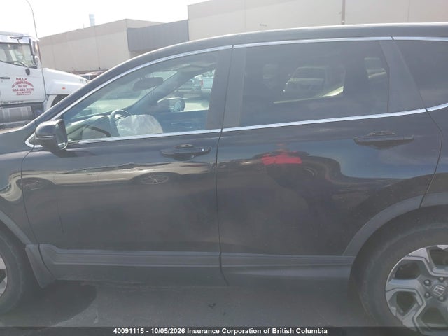 Продажа на аукционе авто 2018 Honda Cr-v, vin: 2HKRW2H83JH102893, номер лота: 40091115