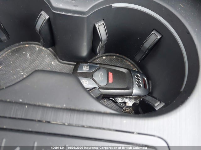 Продажа на аукционе авто 2017 Audi A4, vin: WAUFNAF47HN058811, номер лота: 40091134