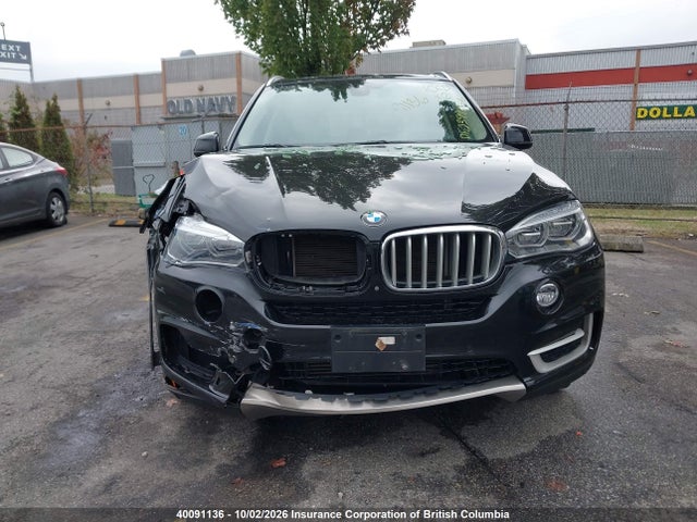 40091136 :رقم المزاد ، 5UXKR0C53F0P11978 vin ، 2015 Bmw X5 مزاد بيع