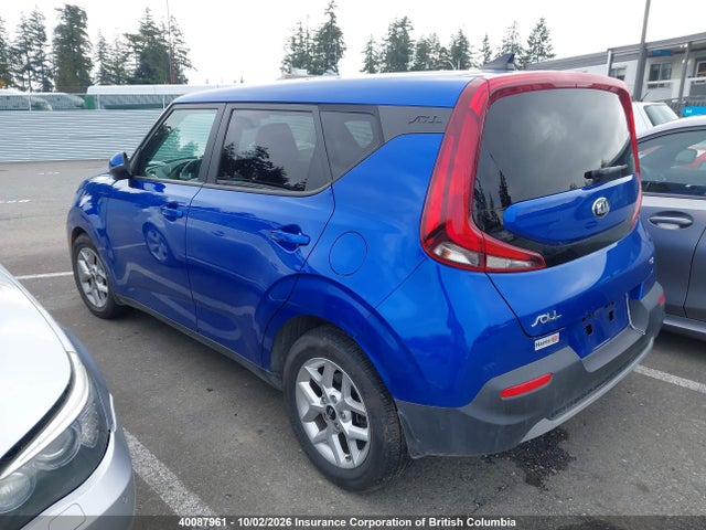 2021 Kia Soul Ex მანქანა იყიდება აუქციონზე, vin: KNDJ33AU8M7745932, აუქციონის ნომერი: 40087961