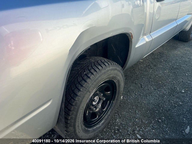 40091180 :رقم المزاد ، 1D7HE28K35S261291 vin ، 2005 Dodge Dakota Quad/st مزاد بيع