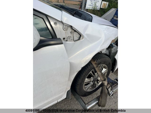 2010 Honda Insight Ex მანქანა იყიდება აუქციონზე, vin: JHMZE2H7XAS801433, აუქციონის ნომერი: 40091199