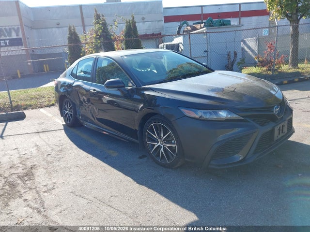 40091205 :رقم المزاد ، 4T1B21HK4PU019356 vin ، 2023 Toyota Camry مزاد بيع