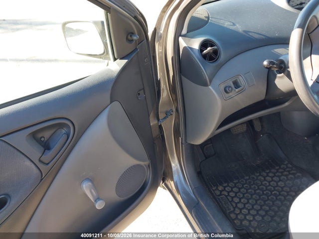 2005 Toyota Echo მანქანა იყიდება აუქციონზე, vin: JTDBT123350371142, აუქციონის ნომერი: 40091211