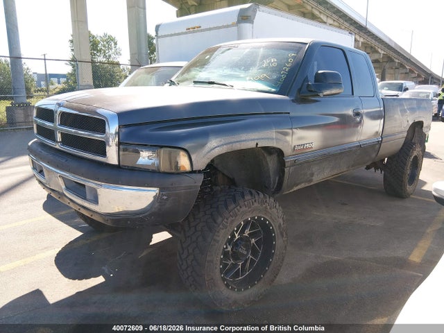 40072609 :رقم المزاد ، 1B7KF2366WJ230986 vin ، 1998 Dodge Ram 2500 مزاد بيع