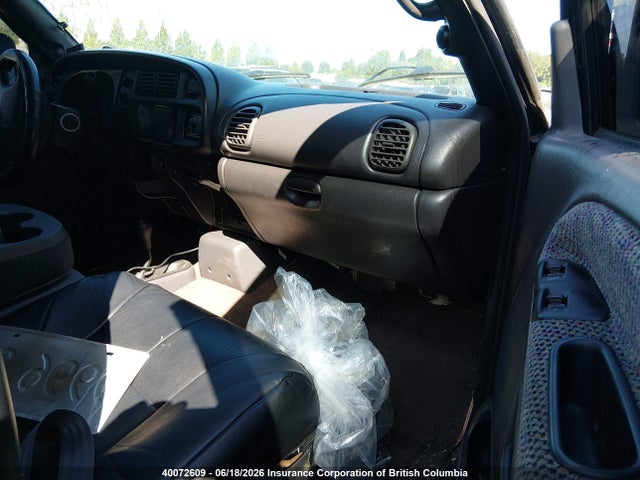 40072609 :رقم المزاد ، 1B7KF2366WJ230986 vin ، 1998 Dodge Ram 2500 مزاد بيع