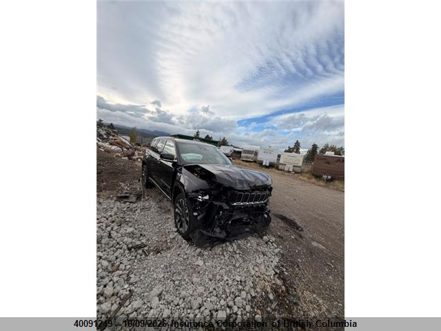 40091249 :رقم المزاد ، 1C4RJYD69PC611445 vin ، 2023 Jeep Grand Cherokee Overland 4xe مزاد بيع