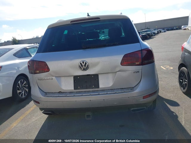 Aukcja sprzedaży 2011 Volkswagen Touareg V6 Tdi, vin: WVGFK9BPXBD005524, numer aukcji: 40091269