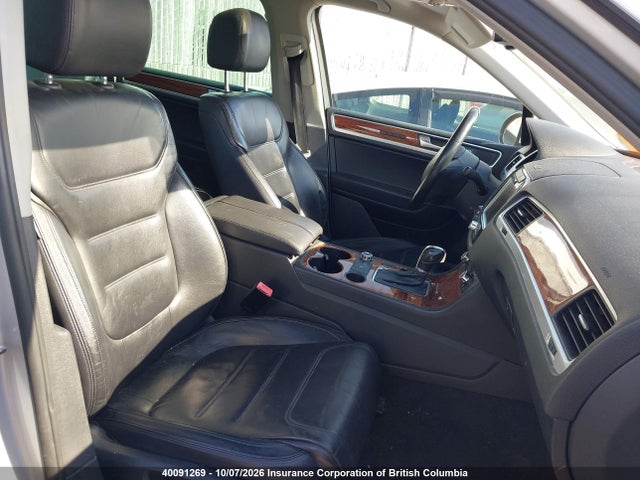 Aukcja sprzedaży 2011 Volkswagen Touareg V6 Tdi, vin: WVGFK9BPXBD005524, numer aukcji: 40091269