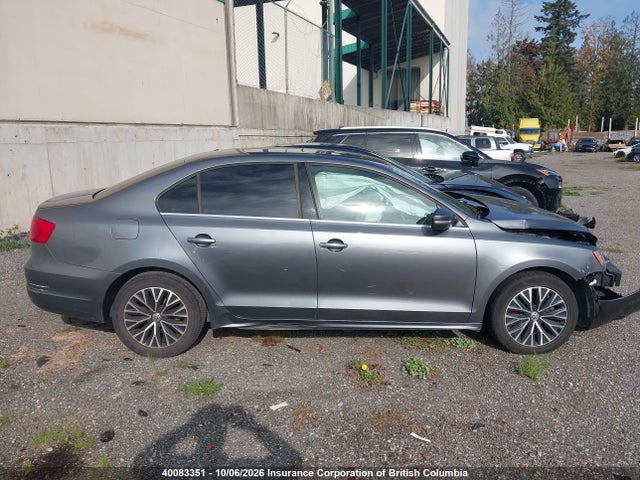 Продажа на аукционе авто 2013 Volkswagen Jetta Se, vin: 3VWDX7AJ3DM423314, номер лота: 40083351
