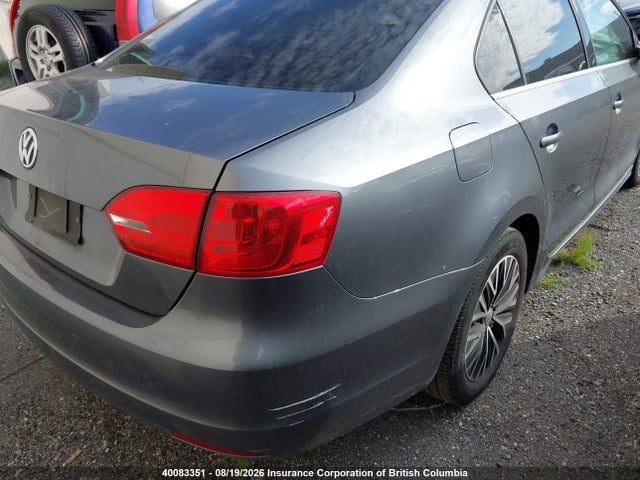 Продажа на аукционе авто 2013 Volkswagen Jetta Se, vin: 3VWDX7AJ3DM423314, номер лота: 40083351