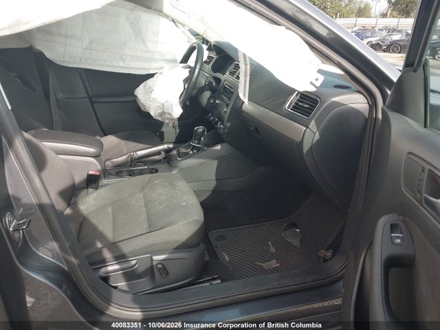 Продажа на аукционе авто 2013 Volkswagen Jetta Se, vin: 3VWDX7AJ3DM423314, номер лота: 40083351