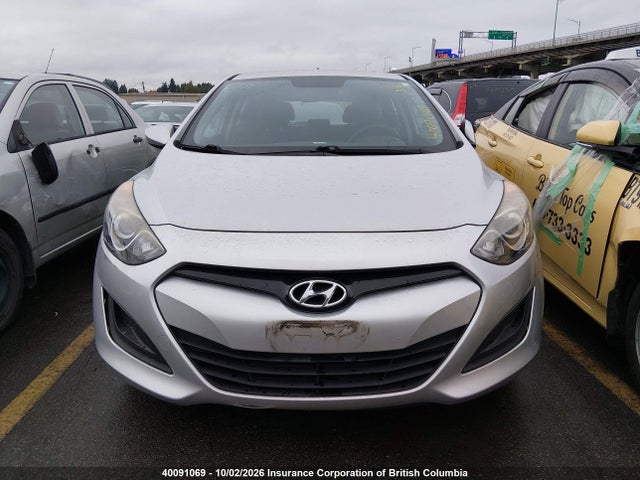 Hyundai ELANTRA GT 2015 KMHD25LH8FU239142 Image 13