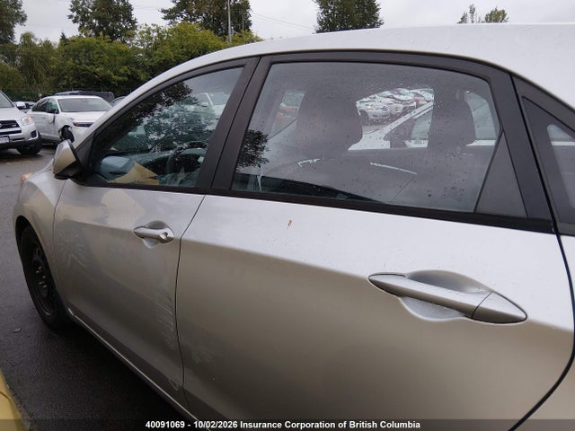 Hyundai ELANTRA GT 2015 KMHD25LH8FU239142 Image 15