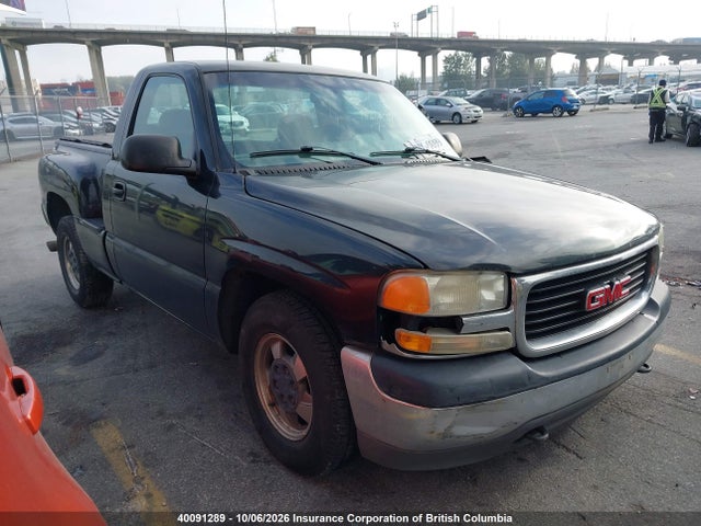 40091289 :رقم المزاد ، 1GTEC14W8YZ231558 vin ، 2000 Gmc New Sierra C1500 مزاد بيع