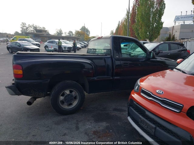 40091289 :رقم المزاد ، 1GTEC14W8YZ231558 vin ، 2000 Gmc New Sierra C1500 مزاد بيع