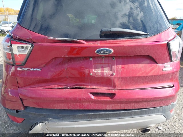40091313 :رقم المزاد ، 1FMCU0GD7HUD98236 vin ، 2017 Ford Escape Se مزاد بيع