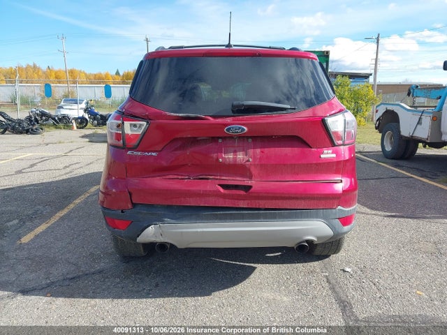 40091313 :رقم المزاد ، 1FMCU0GD7HUD98236 vin ، 2017 Ford Escape Se مزاد بيع