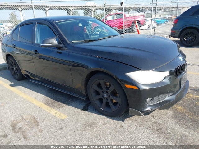 40091316 :رقم المزاد ، WBA3C3C5XDF146516 vin ، 2013 Bmw 320i مزاد بيع