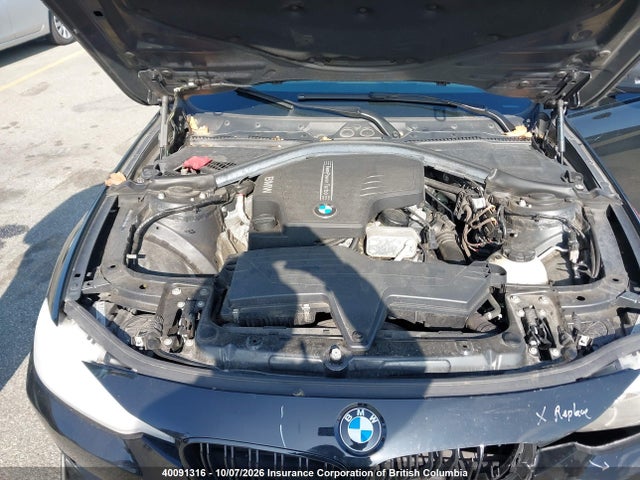 40091316 :رقم المزاد ، WBA3C3C5XDF146516 vin ، 2013 Bmw 320i مزاد بيع