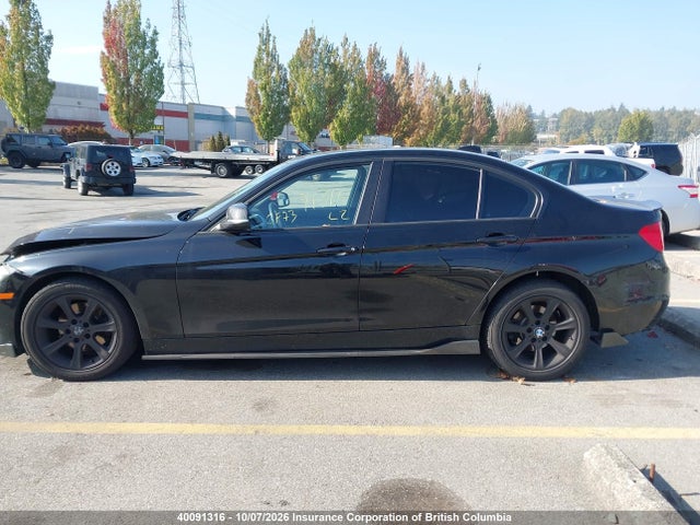 40091316 :رقم المزاد ، WBA3C3C5XDF146516 vin ، 2013 Bmw 320i مزاد بيع