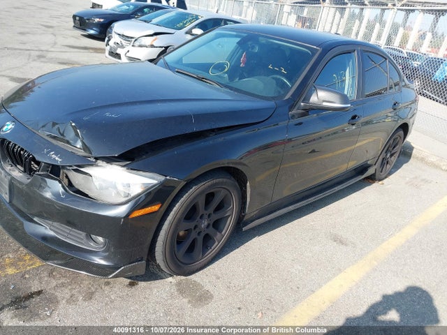 40091316 :رقم المزاد ، WBA3C3C5XDF146516 vin ، 2013 Bmw 320i مزاد بيع