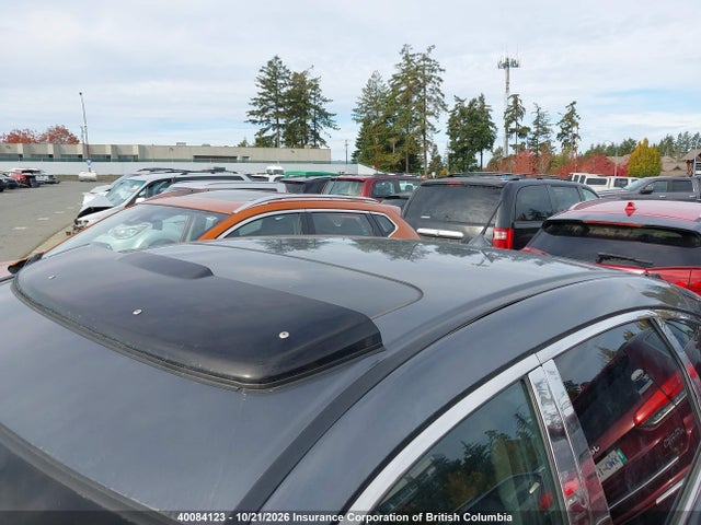 40084123 :رقم المزاد ، 5J6TF2H58AL800112 vin ، 2010 Honda Accord Crosstour Exl مزاد بيع