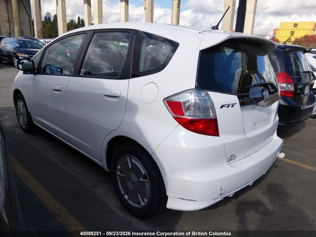 2010 Honda Fit Lx მანქანა იყიდება აუქციონზე, vin: JHMGE8H54AC803245, აუქციონის ნომერი: 40089251