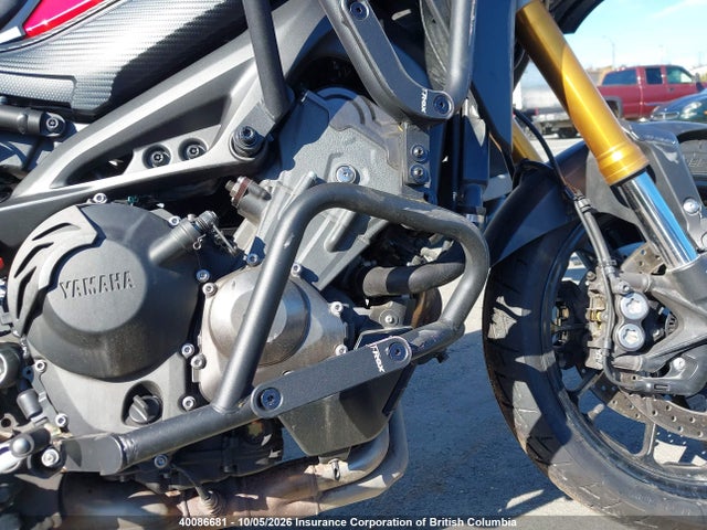 Yamaha FJ09 2015 JYARN37NXFA000355 Image 14