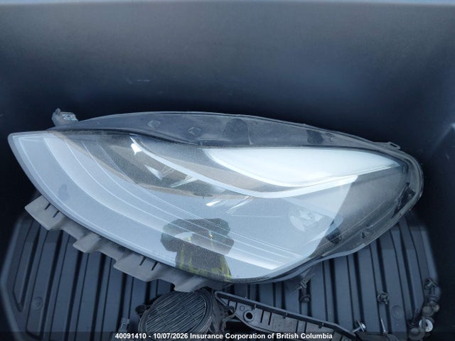 Tesla Model Y 2023 LRWYGDFD6PC929681 Image 12