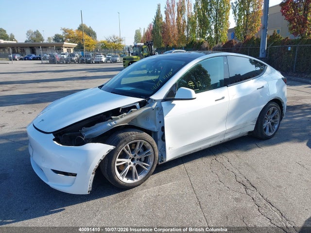 Tesla Model Y 2023 LRWYGDFD6PC929681 Image 2