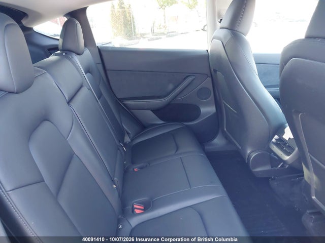 Tesla Model Y 2023 LRWYGDFD6PC929681 Image 8