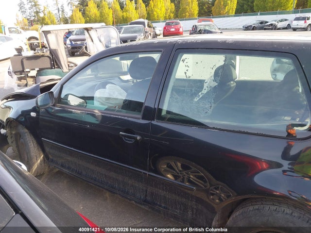 40091421 :رقم المزاد ، 9BWBS21J314014450 vin ، 2001 Volkswagen Golf مزاد بيع