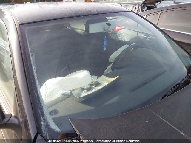 40091421 :رقم المزاد ، 9BWBS21J314014450 vin ، 2001 Volkswagen Golf مزاد بيع