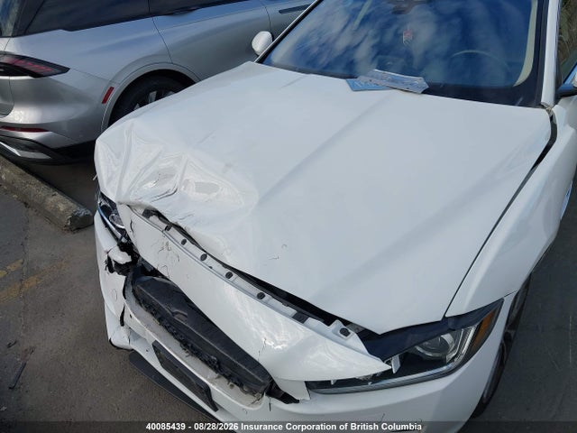 40085439 :رقم المزاد ، SAJAK4FN1JCP26573 vin ، 2018 Jaguar Xe Prestige مزاد بيع