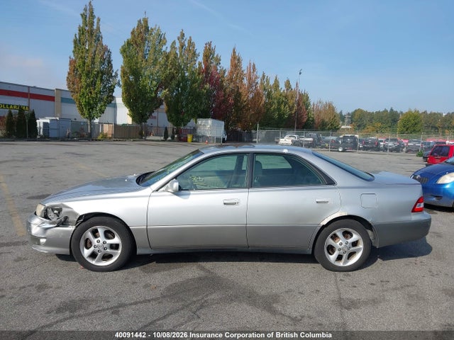 Продаж на аукціоні авто 2001 Lexus Es 300, vin: JT8BF28G710299359, номер лоту: 40091442