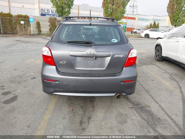 40091446 :رقم المزاد ، 2T1KU4EE8DC994921 vin ، 2013 Toyota Corolla Matrix مزاد بيع