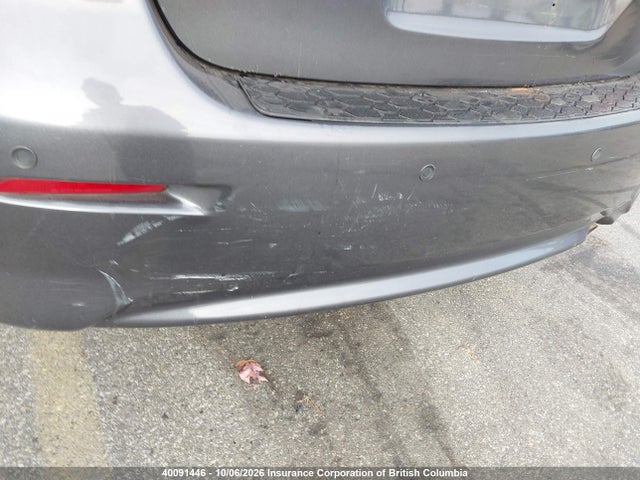40091446 :رقم المزاد ، 2T1KU4EE8DC994921 vin ، 2013 Toyota Corolla Matrix مزاد بيع