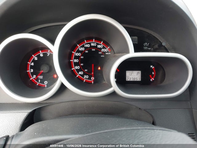 40091446 :رقم المزاد ، 2T1KU4EE8DC994921 vin ، 2013 Toyota Corolla Matrix مزاد بيع