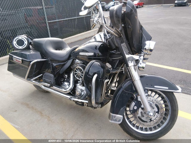 40091453 :رقم المزاد ، 5HD1KEMAXCB684165 vin ، 2012 Harley-davidson Flhtk Electra Glide Ultra Ltd مزاد بيع